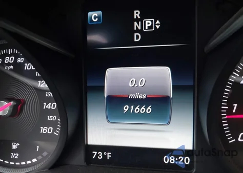 2015 Mercedes-Benz C 300 Sport 4Matic z USA, uszkodzony, nr VIN 55SWF4KB4FU007900